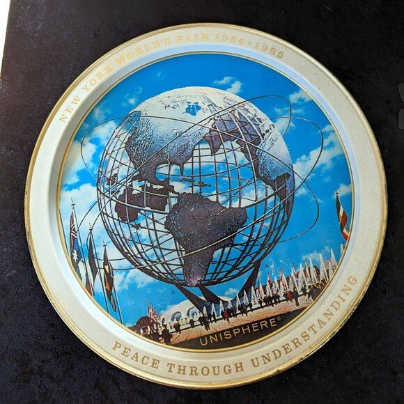 New York World's Fair 1964-65 UNISPHERE 11.5 Metal Tray Plate Souvenir VINTAGE - Picture 1 of 3
